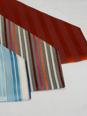3 elegant brilliant color Hugo Boss  made in Italy multi color all silk ties.